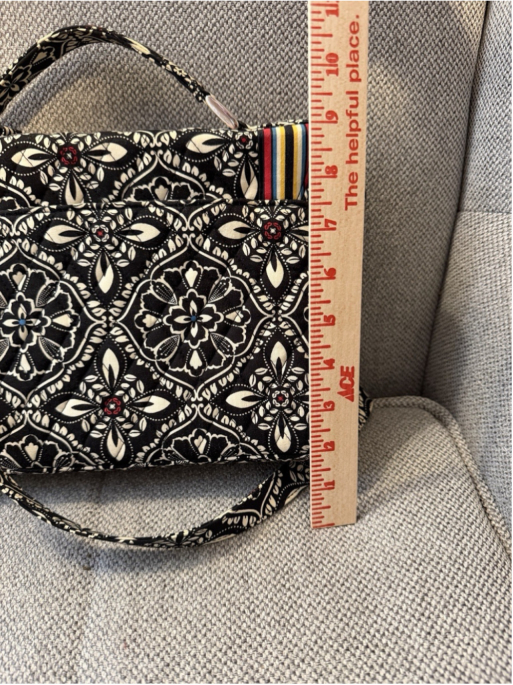 Vera Bradley Julia convertible crossbody bag in the retired Barcelona pattern - Picture 4 of 6